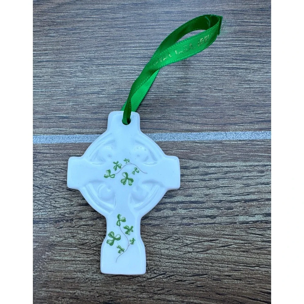 Royal Tara Ireland Fine Bone China Celtic Cross Shamrock Ornament Green Ribbon